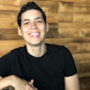 Meet your Posher, Carla